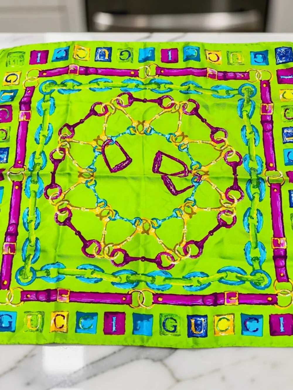Gucci 100% Mini Scarf-Neckerchief 17